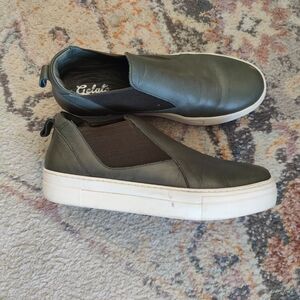 Sz 39 Gelato green slip-ons